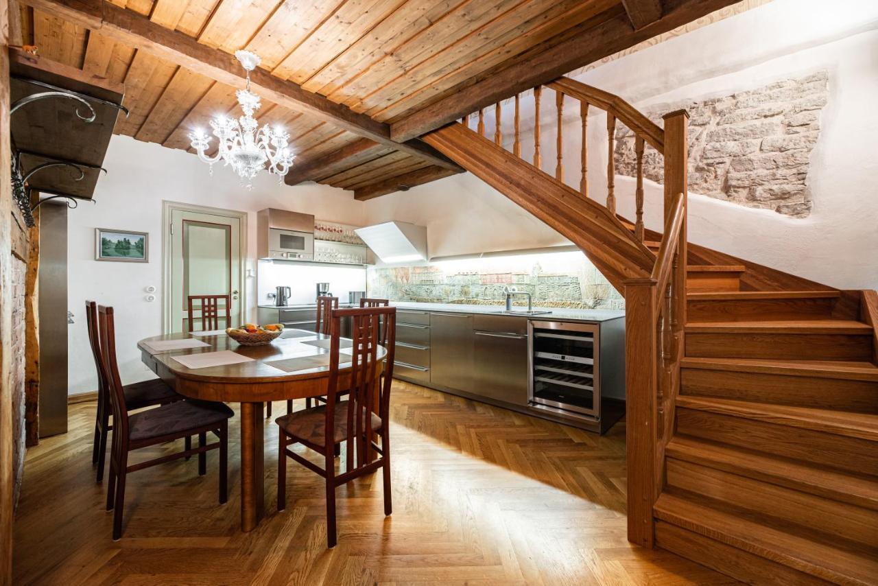 Airhome - Tree Spirit Apartment *